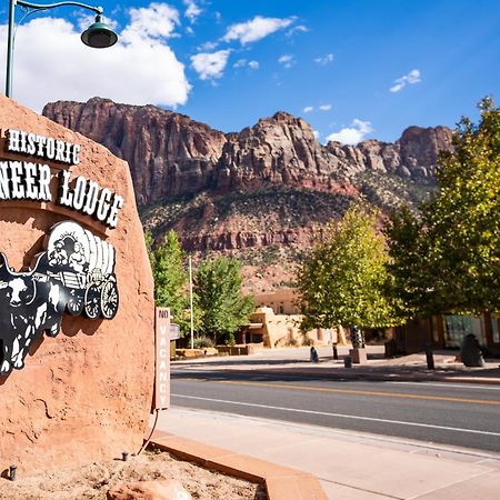 Pioneer Lodge Zion National Park-Springdale Exterior photo